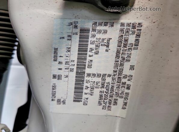 1FADP3F20GL291332 2016 FORD FOCUS White VIN կոդի պիտակի տեսք