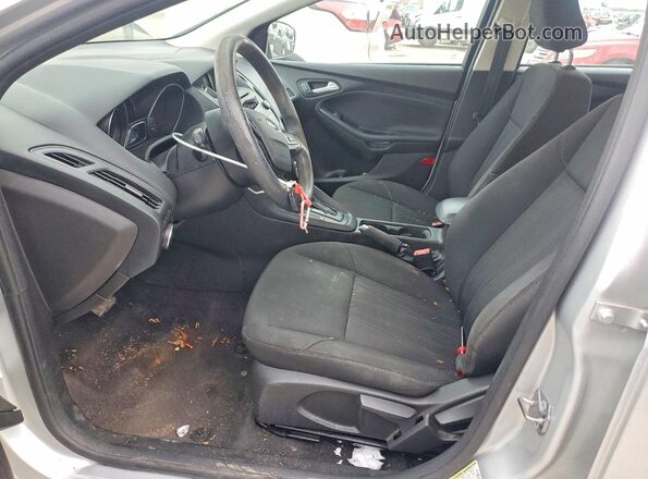 1FADP3F20GL316178 2016 FORD FOCUS Silver Widok wnętrza z przodu