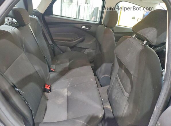 1FADP3F20GL365350 2016 FORD FOCUS Gray Widok tylnych siedzeń