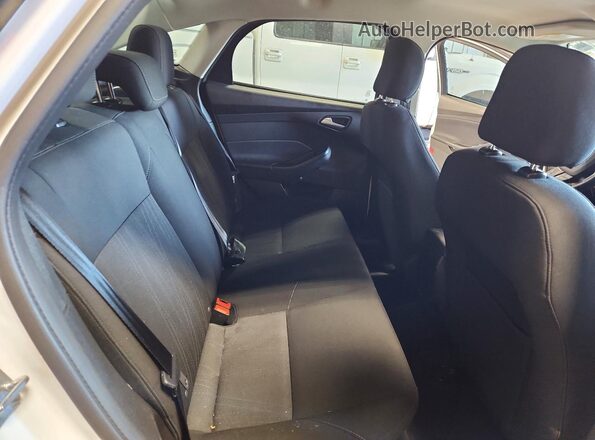 1FADP3F20HL234579 2017 FORD FOCUS White Rear seats view