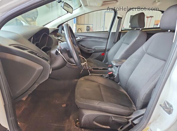 1FADP3F20HL239636 2017 FORD FOCUS White Սալոնի դիմացի տեսք