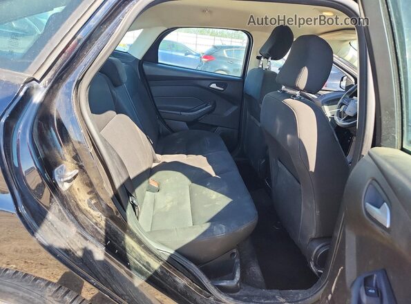 1FADP3F20HL293356 2017 FORD FOCUS Black უკანა სავარძლების ხედი