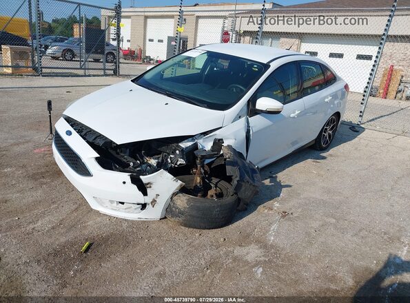 1FADP3F20HL343429 2017 FORD FOCUS White Przód lewy