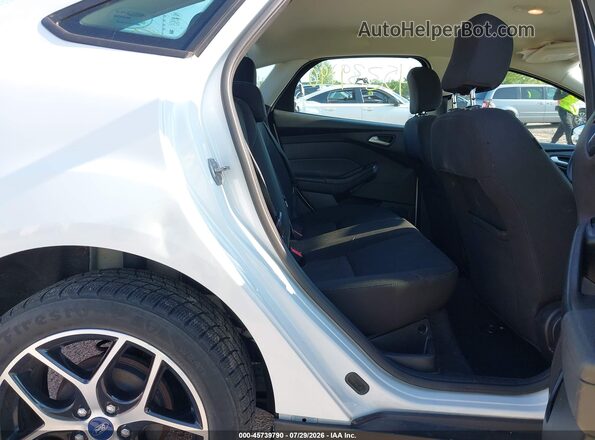 1FADP3F20HL343429 2017 FORD FOCUS White Widok naklejki z numerem VIN