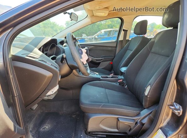 1FADP3F20JL226553 2018 FORD FOCUS Gray Vista interior delantera