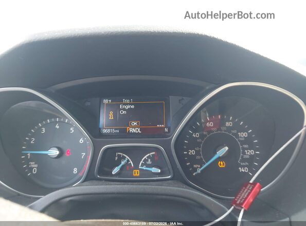 1FADP3F20JL302904 2018 FORD FOCUS Silver Vista de los asientos traseros