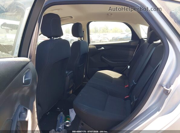 1FADP3F20JL313028 2018 FORD FOCUS Silver VIN sticker view