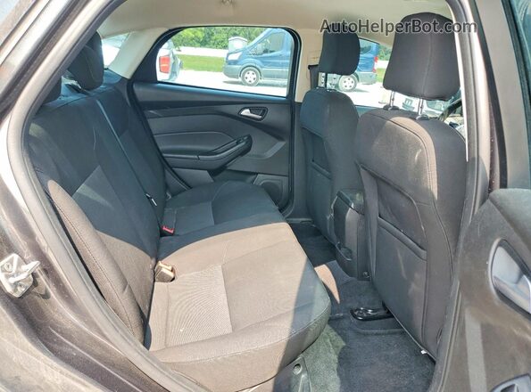 1FADP3F21GL245136 2016 FORD FOCUS Gray უკანა სავარძლების ხედი