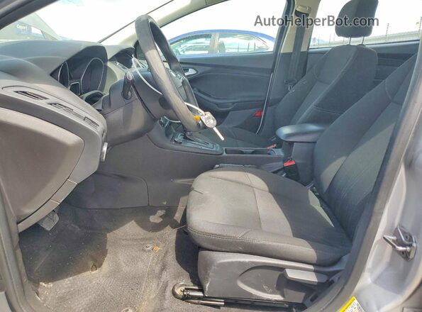 1FADP3F21GL272465 2016 FORD FOCUS Silver Vista interior delantera