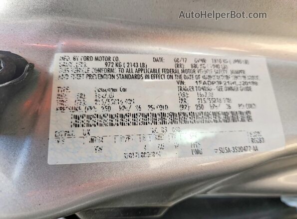 1FADP3F21HL320189 2017 FORD FOCUS Silver Vista del compartimento del motor