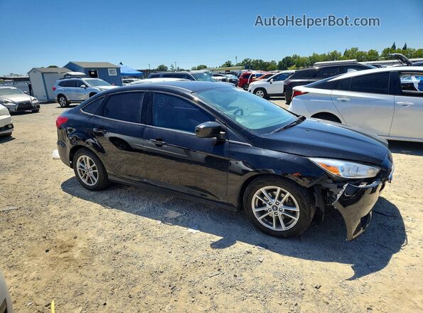 1FADP3F21JL242244 2018 FORD FOCUS Черный Передняя правая четверть