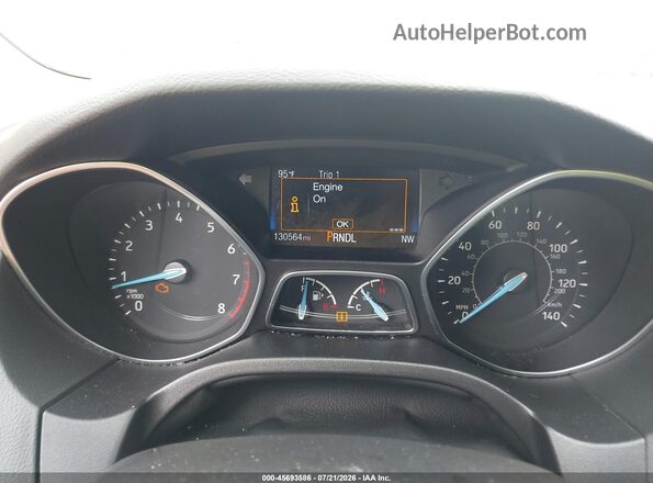 1FADP3F22GL227230 2016 FORD FOCUS Red Rear seats view