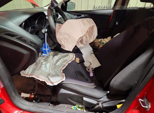 1FADP3F22GL290652 2016 FORD FOCUS Красный Вид салона спереди