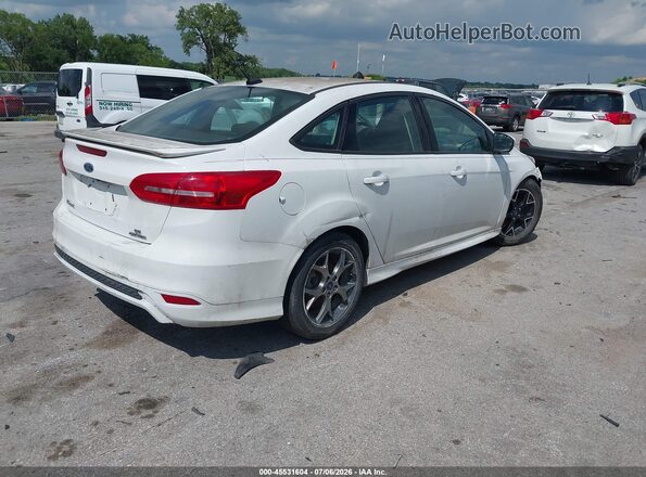 1FADP3F22GL301374 2016 FORD FOCUS White Rear right