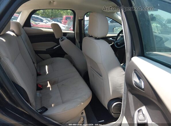 1FADP3F22GL368573 2016 FORD FOCUS Черный Вид наклейки с VIN-кодом