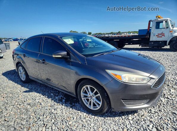 1FADP3F22HL243090 2017 FORD FOCUS Silver Front right
