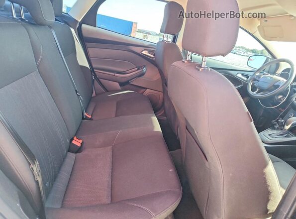 1FADP3F22HL243090 2017 FORD FOCUS Silver Rear seats view