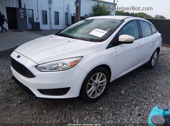 1FADP3F22HL269463 2017 FORD FOCUS White Przód lewy