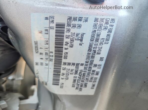 1FADP3F22JL201542 2018 FORD FOCUS Silver Vista del compartimento del motor