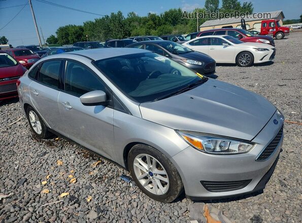 1FADP3F22JL201542 2018 FORD FOCUS Silver Delantero derecho