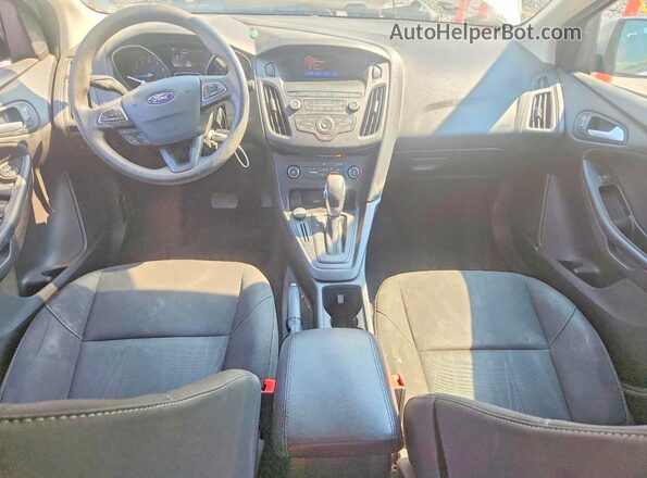 1FADP3F22JL201542 2018 FORD FOCUS Silver Vista del salpicadero