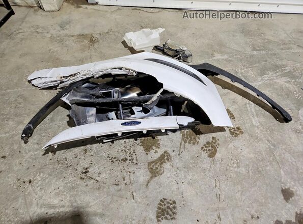 1FADP3F22JL214971 2018 FORD FOCUS White Շարժիչի բաժամունքի տեսք