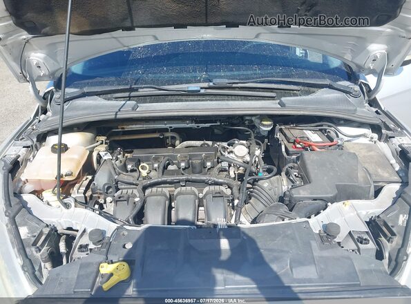 1FADP3F23GL320001 2016 FORD FOCUS Silver Widok z tyłu
