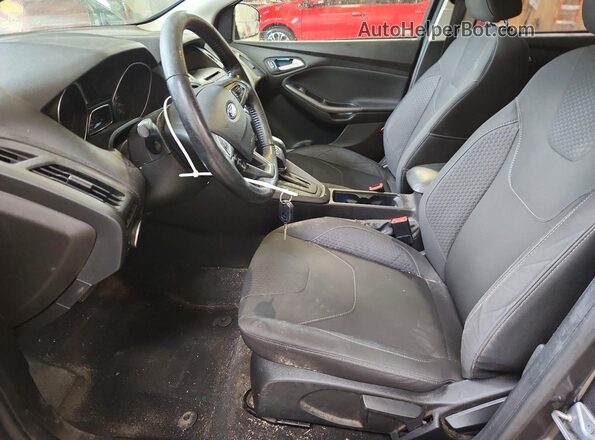 1FADP3F23GL342029 2016 FORD FOCUS Серый Вид салона спереди