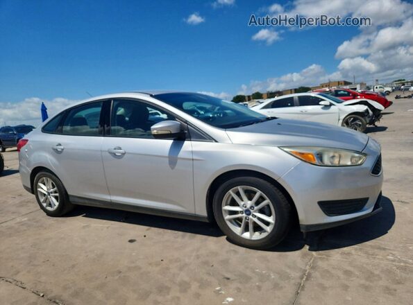 1FADP3F23GL376276 2016 FORD FOCUS Silver Front right