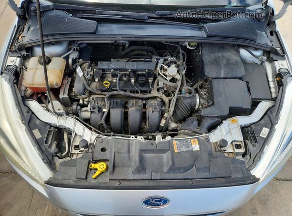 1FADP3F23GL376276 2016 FORD FOCUS Silver Rear interior view