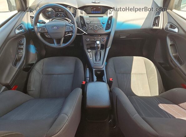 1FADP3F23GL376276 2016 FORD FOCUS Silver Dashboard view