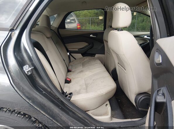 1FADP3F23GL399752 2016 FORD FOCUS Gray VIN კოდის სტიკერის ხედი