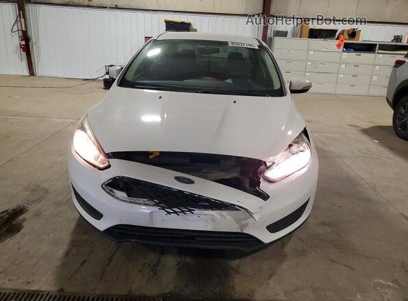 1FADP3F23HL315527 2017 FORD FOCUS White Դիմացի տեսք