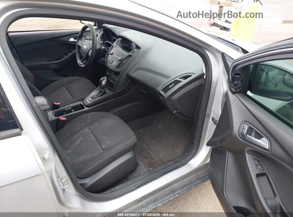 1FADP3F23JL308681 2018 FORD FOCUS Silver Vista interior delantera