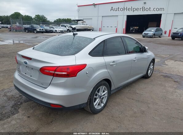 1FADP3F23JL308681 2018 FORD FOCUS Silver Trasero derecho