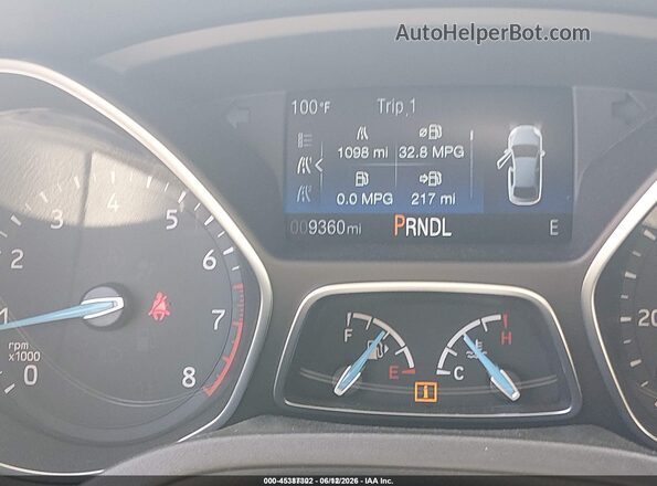 1FADP3F23JL328607 2018 FORD FOCUS Silver 
