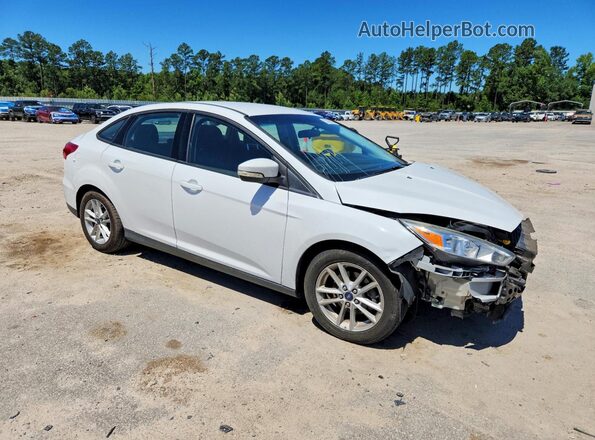 1FADP3F24GL270192 2016 FORD FOCUS White Front right