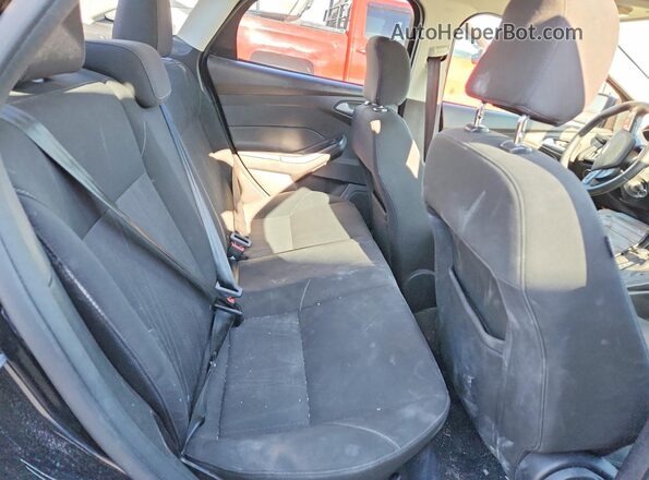 1FADP3F24HL268718 2017 FORD FOCUS Black უკანა სავარძლების ხედი