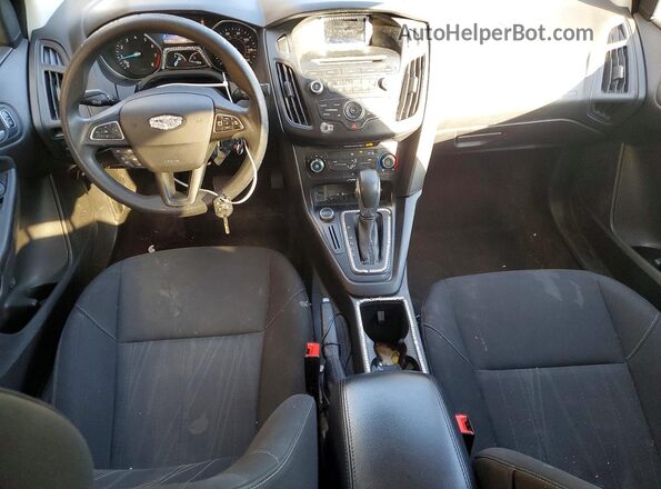 1FADP3F24HL286524 2017 FORD FOCUS Серый Вид панели приборов