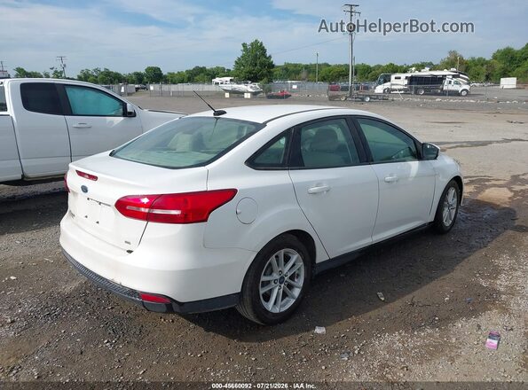 1FADP3F24JL209013 2018 FORD FOCUS Белый Задняя правая четверть