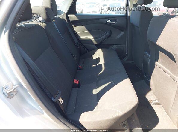 1FADP3F24JL212834 2018 FORD FOCUS Silver VIN კოდის სტიკერის ხედი