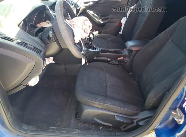 1FADP3F24JL230914 2018 FORD FOCUS Blue Front interior view