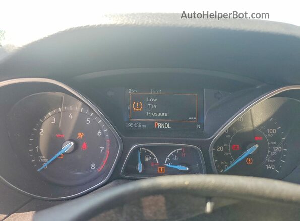 1FADP3F24JL250807 2018 FORD FOCUS Silver Instrument cluster view