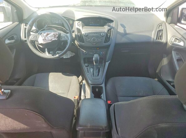 1FADP3F24JL250807 2018 FORD FOCUS Silver Dashboard view