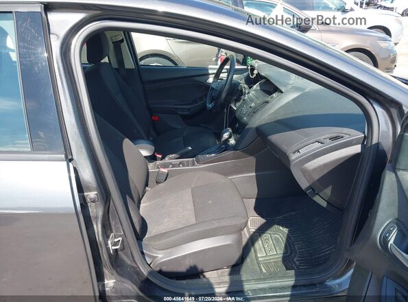 1FADP3F24JL298145 2018 FORD FOCUS Gray Front interior view