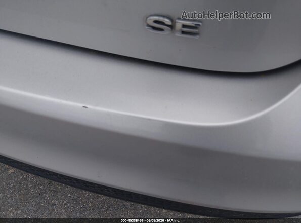1FADP3F24JL328292 2018 FORD FOCUS Серебряный 