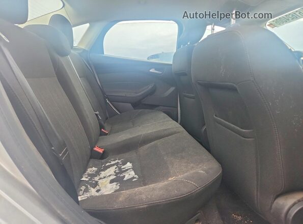 1FADP3F25GL253742 2016 FORD FOCUS Silver უკანა სავარძლების ხედი