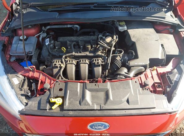 1FADP3F25JL252257 2018 FORD FOCUS Red უკანა ხედი
