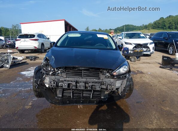 1FADP3F25JL267745 2018 FORD FOCUS Gray Вид задньої частини салону