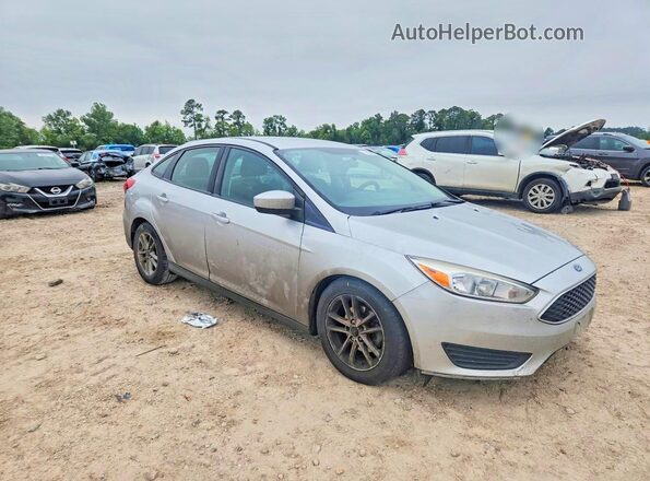 1FADP3F25JL272430 2018 FORD FOCUS Silver Delantero derecho